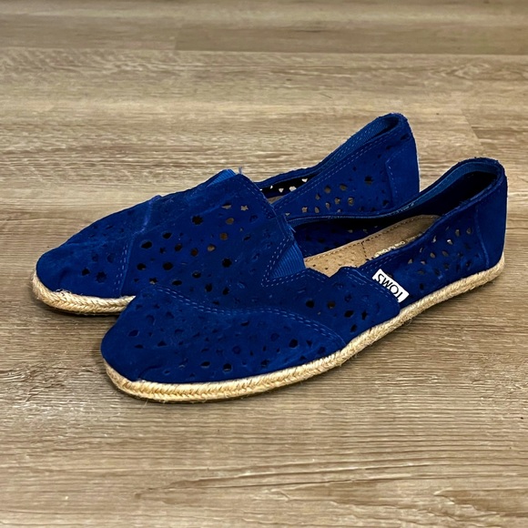 Women’s TOMS Blue Flats - Size 6.5 never worn - Picture 2 of 6